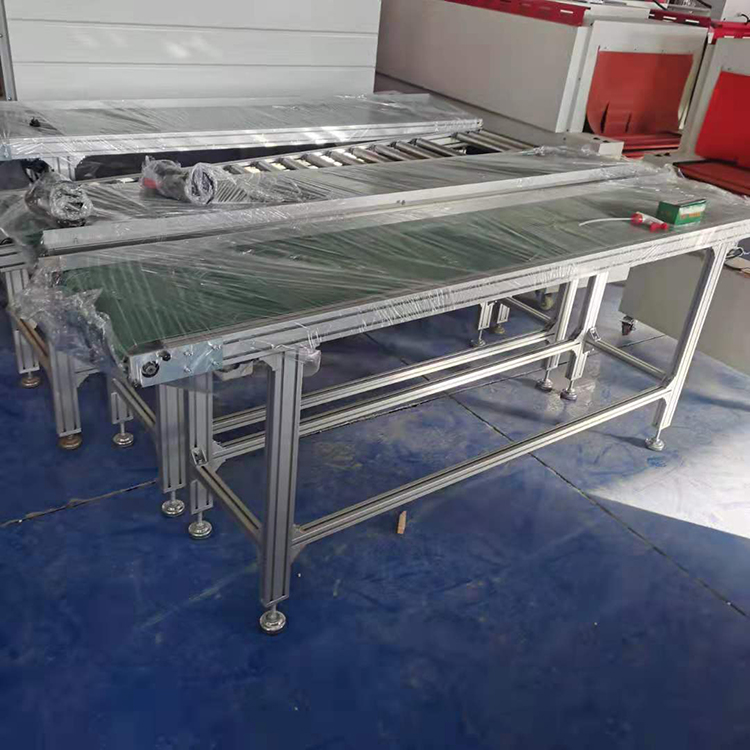 印刷用品封閉式包裝機器 日用品套膜封切機 常年供應 博鋒 紙盒套膜封切機