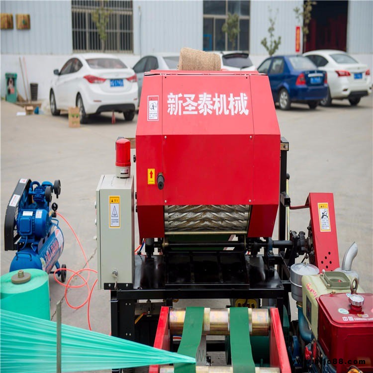青貯飼料打包機 全自動玉米秸稈打捆機 夾膜斷膜全自動打捆包膜機 農機補貼產品