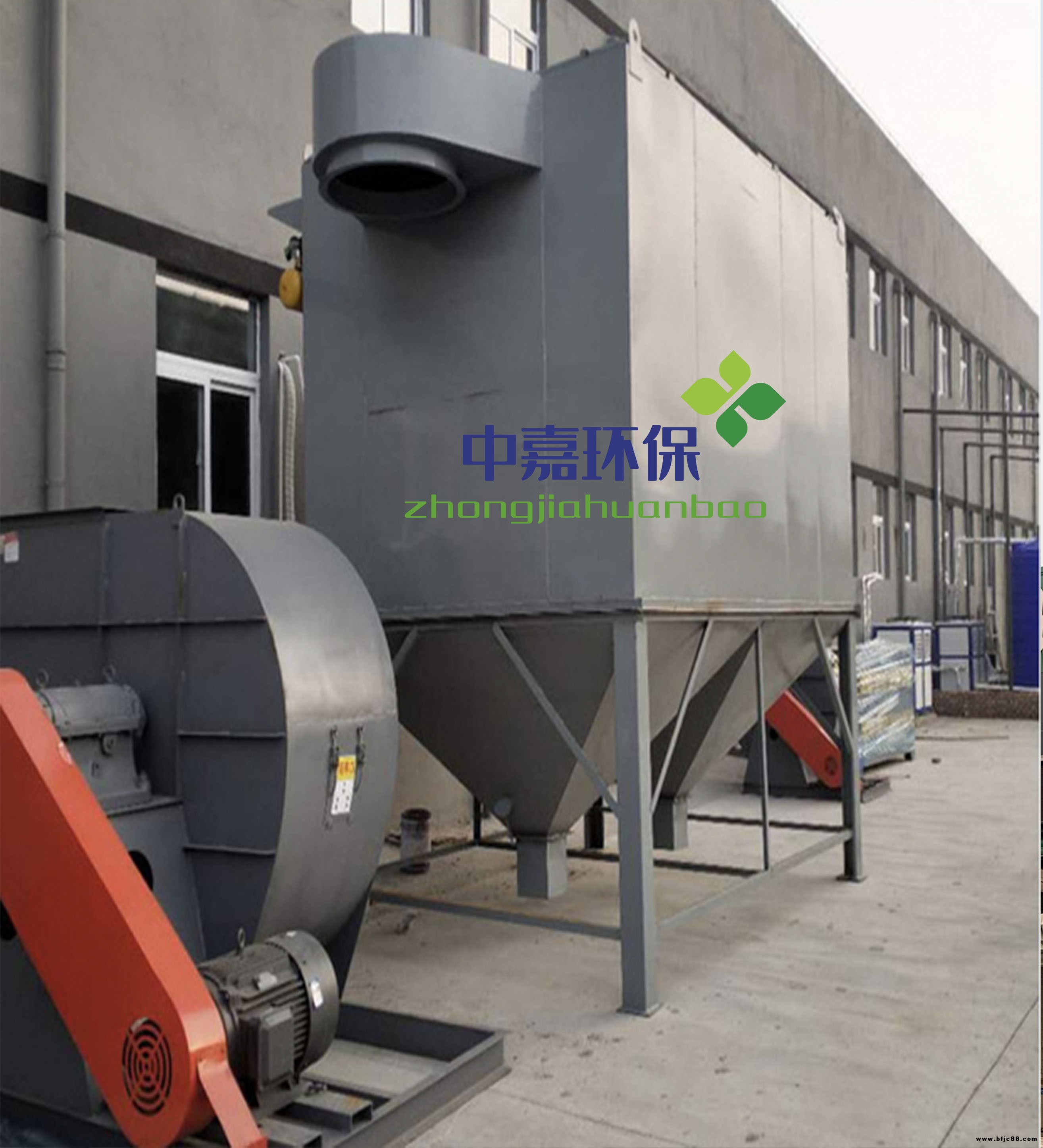 廠家直銷脈沖布袋式除塵設(shè)備鋼廠礦槽長袋脈沖式布廠家直銷廠家直銷鋼廠礦槽長袋脈沖式布