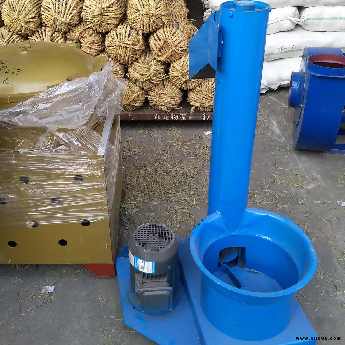 瓦餅裝袋機(jī) 螺旋榨油機(jī)瓦餅裝袋機(jī) 全自動瓦餅裝袋機(jī)JC聚財