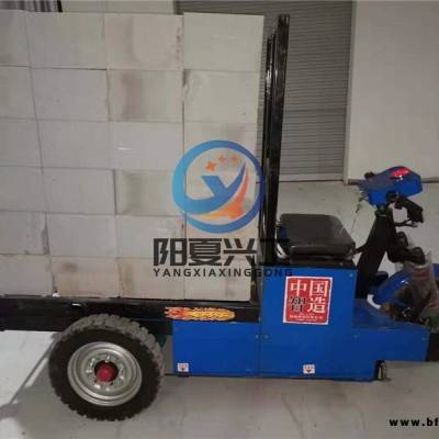 湖南郴州叉卸一體背磚車加氣塊電動叉磚車工作視頻
