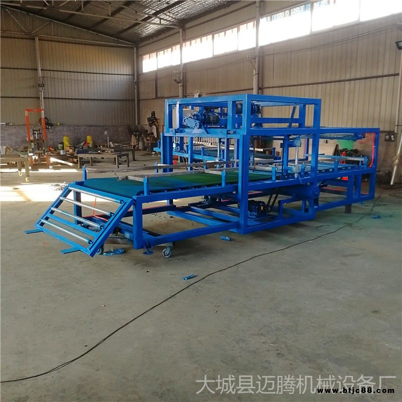 廠家供應水泥發泡切割機 新型水泥發泡板設備 水泥發泡模具