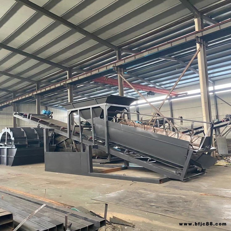 制砂機(jī) 億人機(jī)械 振動篩沙機(jī) 砂石篩分機(jī) 支持定制 移動方便 焊接牢固