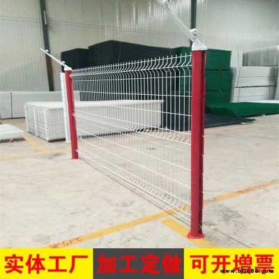 愷嶸廠家加工定制小區圍欄 桃型柱護欄網 批發三角折彎噴塑桃型柱護欄網現貨 量大從優