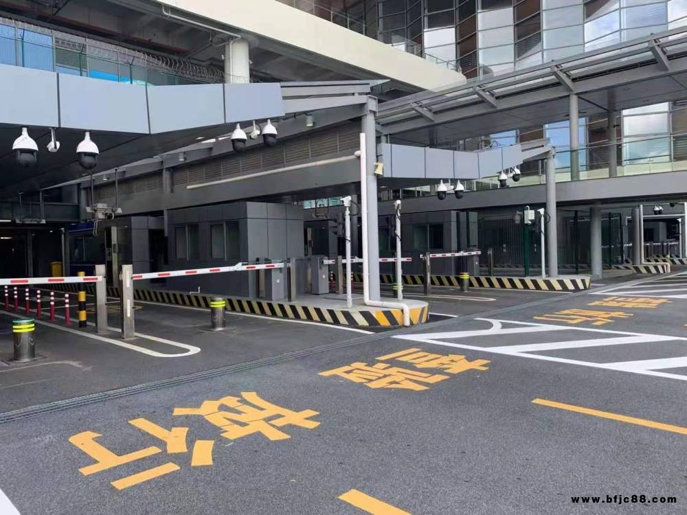 自動升降車擋柱-湛江不銹鋼防撞柱廠家-遙控219直徑自動收縮柱