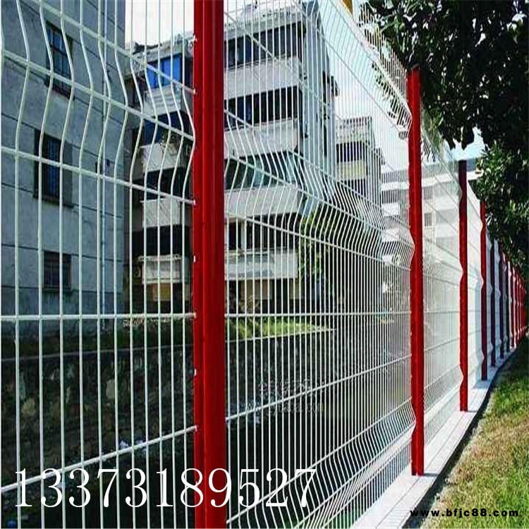河北廠家 防護(hù)欄不銹鋼圓管 桃形柱護(hù)欄立柱 市政護(hù)欄 飛機(jī)場(chǎng)護(hù)欄 廠家熱銷 桃形柱護(hù)欄立柱 桃形方管立柱