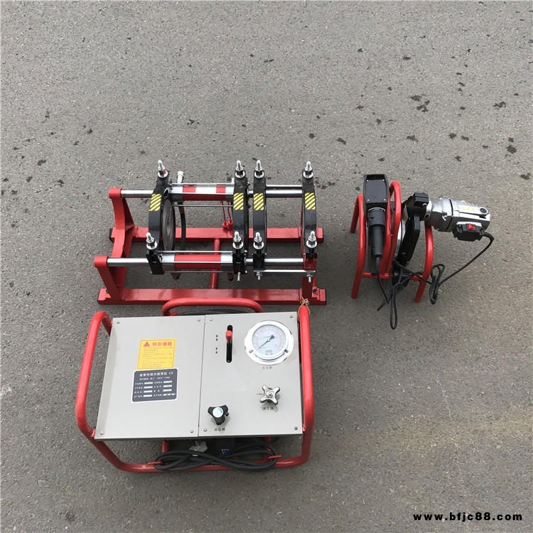 鑫隆熱銷液壓半自動對接焊機 90-250水管熔接器 PE雙柱四環(huán)液壓熱熔焊機