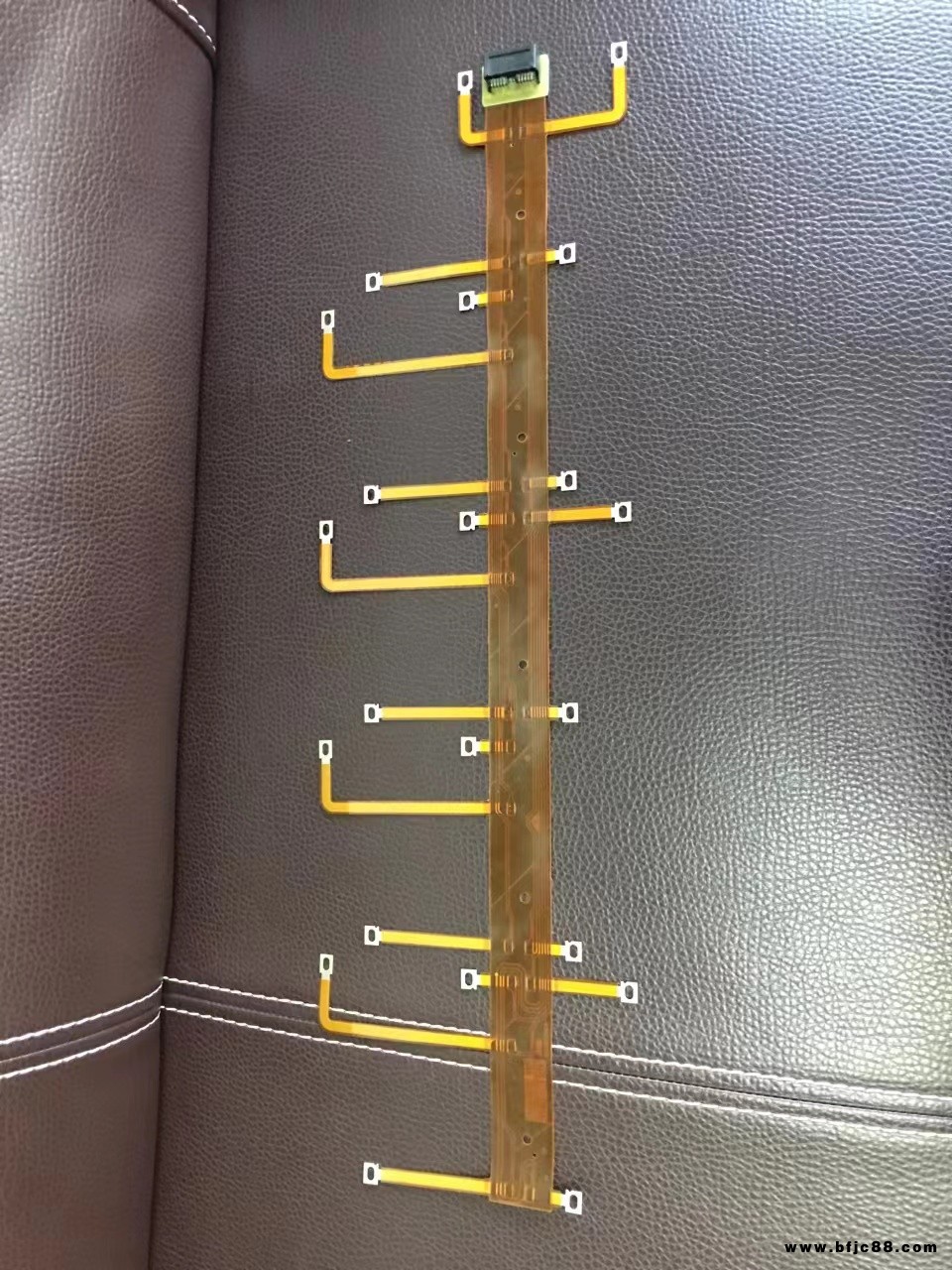 宇陽射頻板多層軟硬結(jié)合板單片板長：62米（fpc軟板）