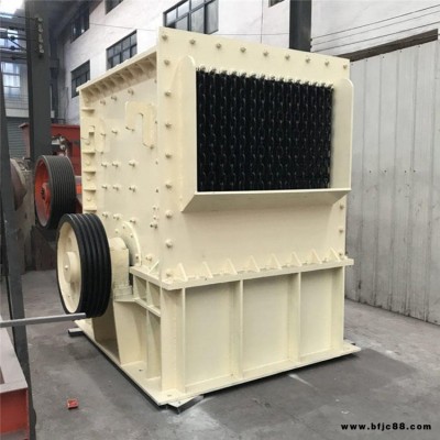礦山用石料粉碎機(jī) 新型重錘箱式破碎機(jī) 博之鑫方箱石料加氣塊礦石破碎機(jī) 箱破石料生產(chǎn)線 石灰石花崗巖破碎機(jī)