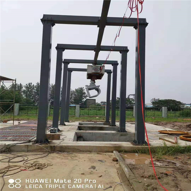 衡水反轉(zhuǎn)格柵式清污機廠家 耀禹 細格柵耙齒清污機