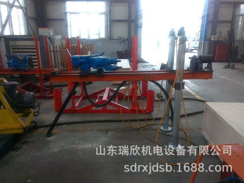架柱式液壓回轉(zhuǎn)鉆機(jī)廠家低價(jià)促銷ZYJ400/280煤層注水孔架柱式鉆機(jī)示例圖11