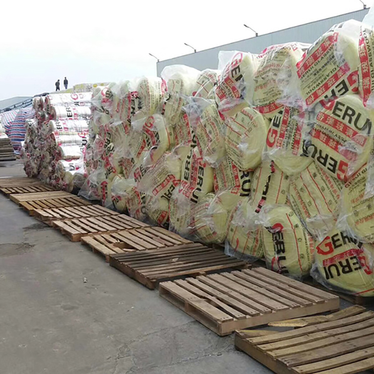 巖棉板隔熱保溫玻璃棉板 送貨上門(mén) 凱門(mén) 防火玻璃棉板 大量批發(fā)